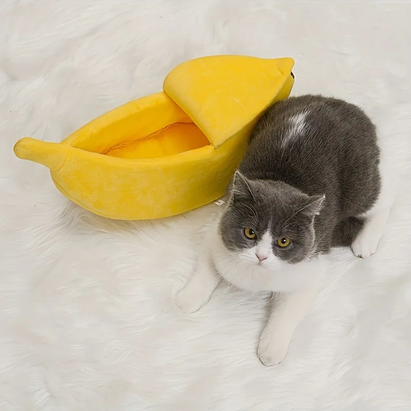 Cama temática banana da Bem Pets - o ninho mais divertido e aconchegante do seu melhor amigo!
