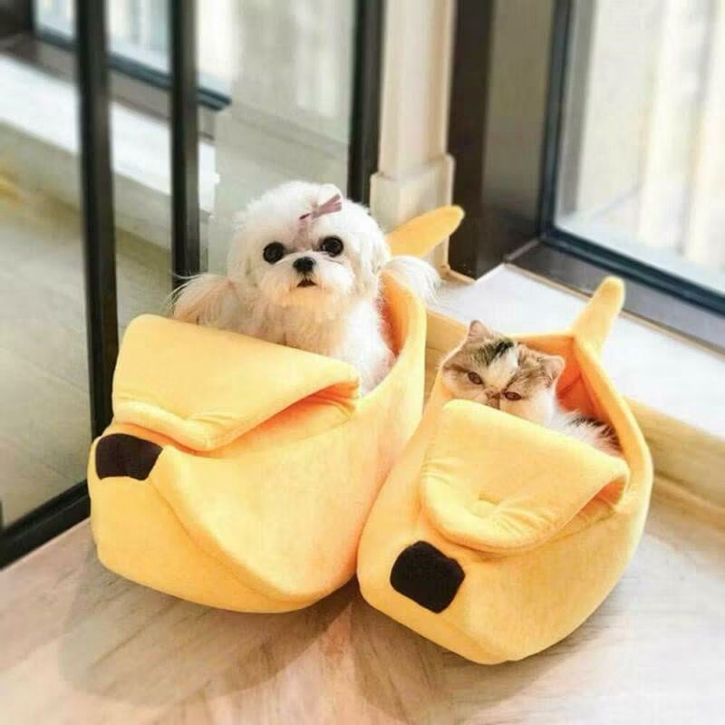 Cama temática banana da Bem Pets - o ninho mais divertido e aconchegante do seu melhor amigo!